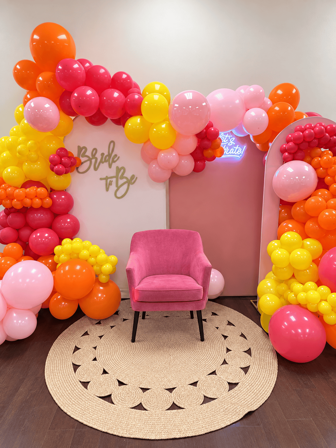 Balloon Garland Installation
